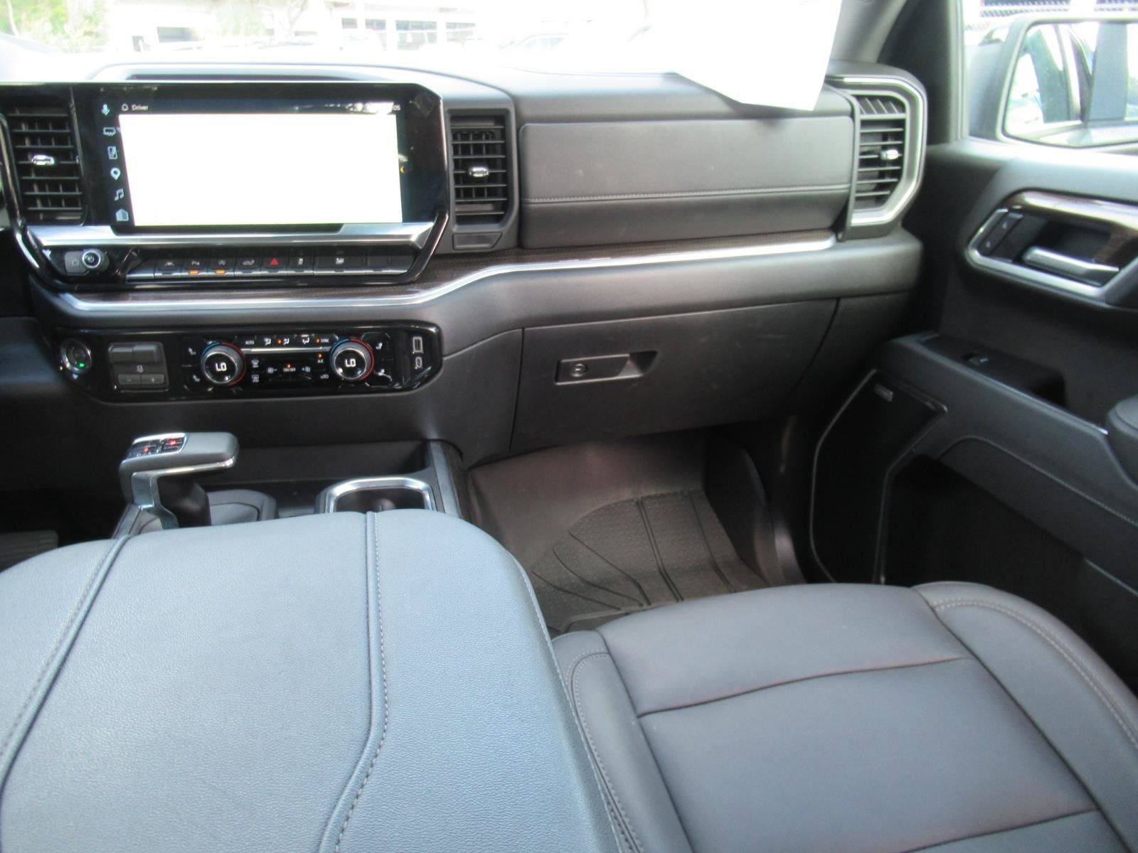 Used 2026 Chevrolet Silverado 1500 RST w/ Safety Package AWD/4WD image 13