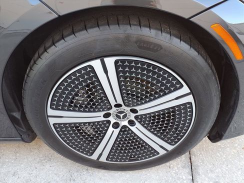 Used 2023 Mercedes-Benz EQS 450+ Sedan image 7