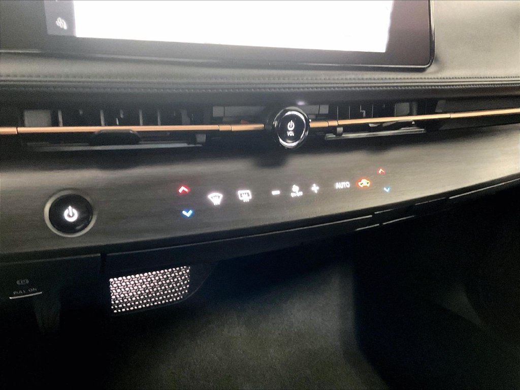 Certified 2023 Nissan Ariya AWD image 25