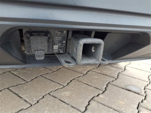 Used 2022 Volkswagen Atlas SE image 31