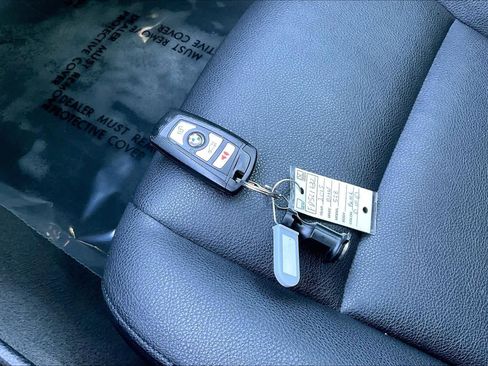 Used 2015 BMW 528i Sedan image 14