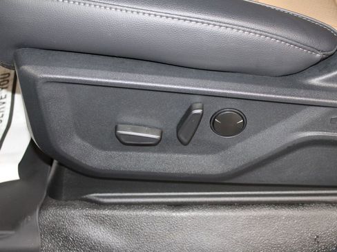 New 2026 Ford F250 Lariat w/ Chrome Package image 26