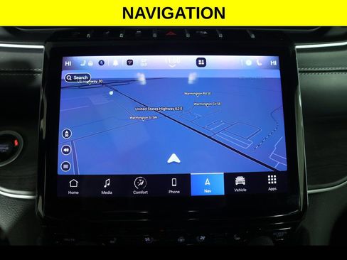 Used 2024 Jeep Grand Cherokee L Limited w/ Luxury Tech Group II image 8