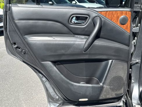 Used 2019 INFINITI QX80 Luxe w/ All-Season Package RWD image 22