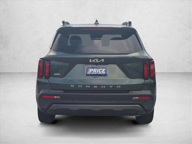 Used 2022 Kia Sorento S w/ Panoramic Sunroof Package AWD/4WD image 6