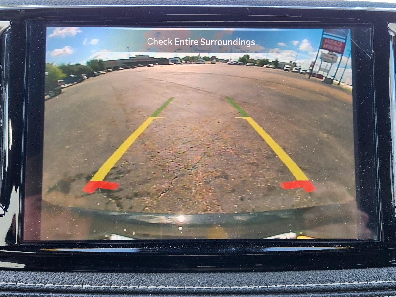 Used 2025 Chrysler Pacifica Select FWD image 19