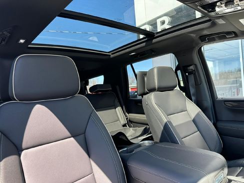 New 2026 GMC Yukon Elevation w/ Elevation Premium Package AWD/4WD image 33