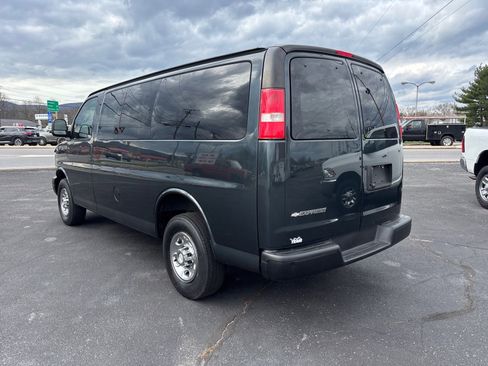 Used 2017 Chevrolet Express 2500 LS image 5