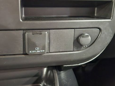 Used 2021 Chevrolet Express 3500 w/ Driver Convenience Package RWD image 39