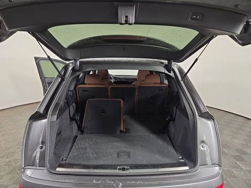 Used 2021 Audi Q7 3.0T Prestige w/ Prestige Package image 32