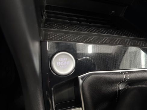 New 2026 Volkswagen Taos SE AWD/4WD image 13