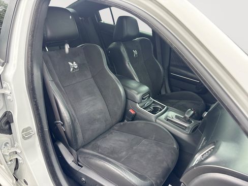 Used 2019 Dodge Charger Scat Pack w/ Plus Group RWD image 28