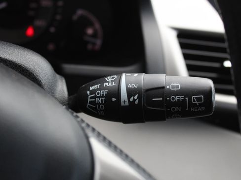Used 2016 Honda Odyssey LX image 26