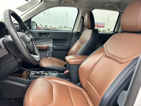 Used 2023 Ford Maverick Lariat w/ Equipment Group 500A Standard image 10