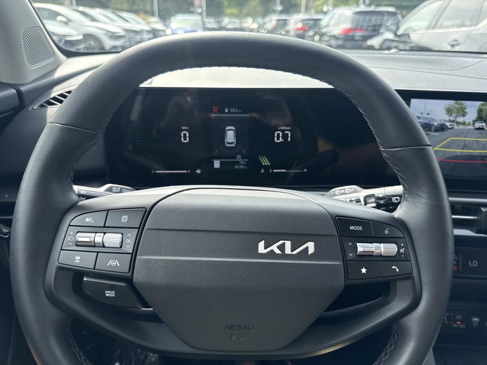 Used 2026 Kia Sportage EX FWD image 29