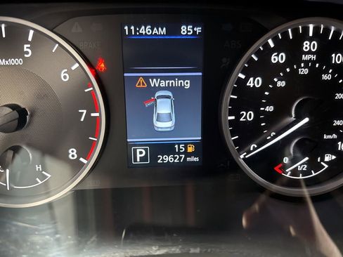 Used 2024 Nissan Sentra S image 32