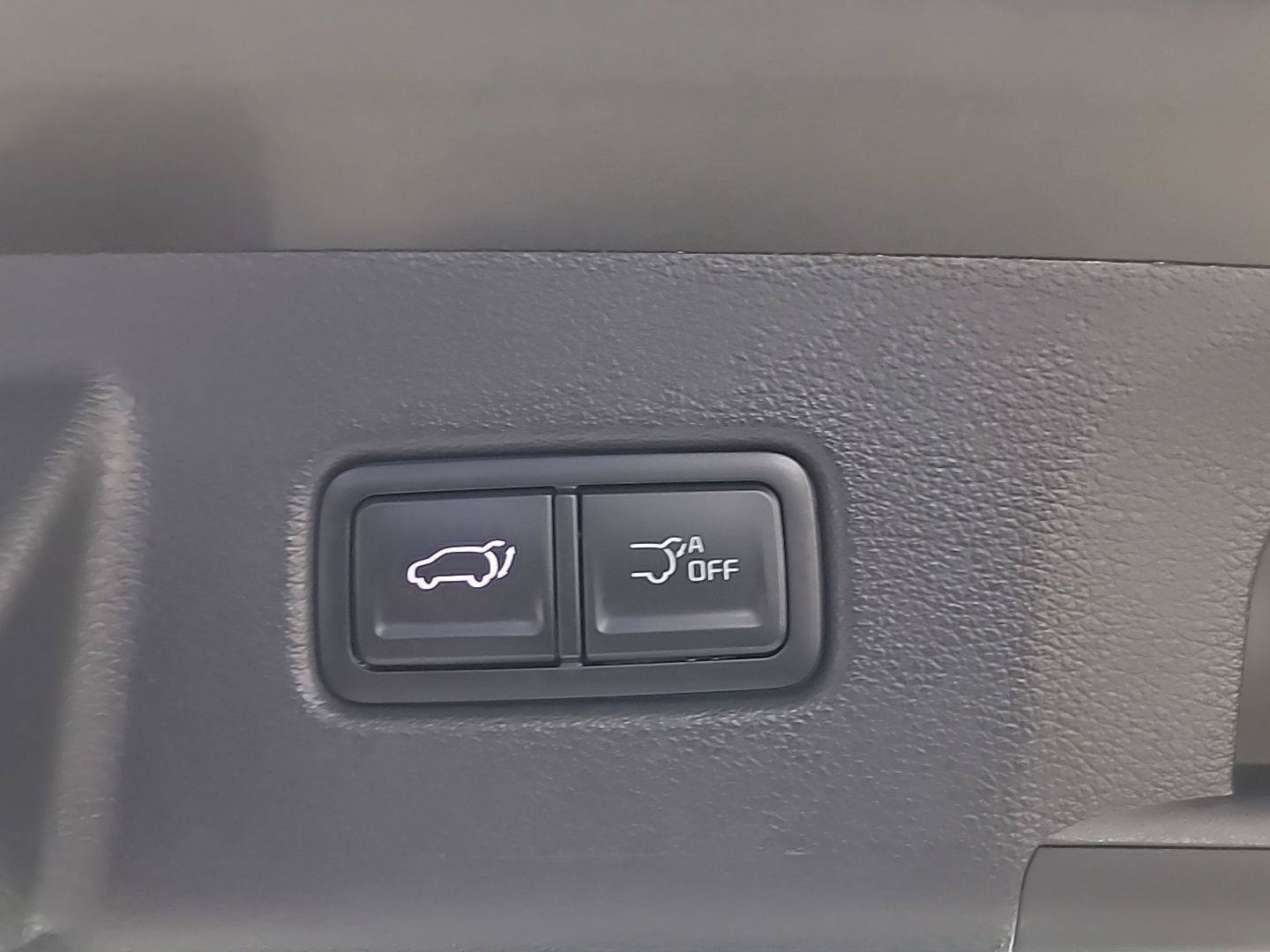 Used 2025 Kia Telluride SX w/ SX Captain's Chair Package AWD/4WD image 8