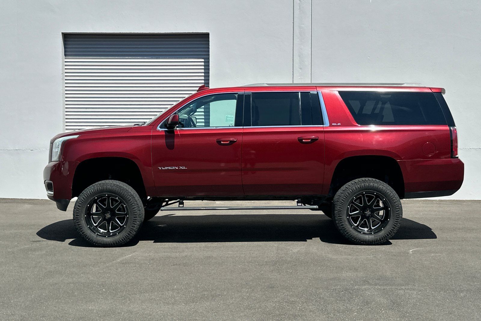 Used 2018 GMC Yukon XL SLE w/ SLE Value Package AWD/4WD image 7