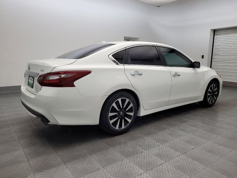 Used 2018 Nissan Altima 2.5 SV image 10