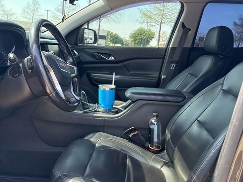 Used 2019 GMC Acadia SLT image 6