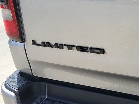 Certified 2024 RAM 1500 Limited AWD/4WD image 15