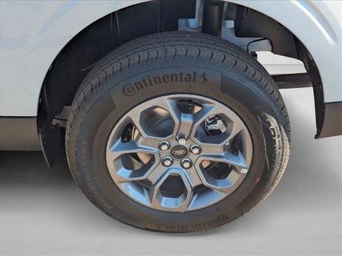 New 2025 Ford Maverick XLT w/ XLT Luxury Package image 10