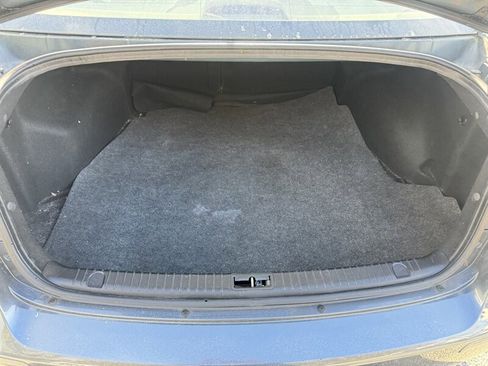 Used 2010 Hyundai Sonata GLS image 11