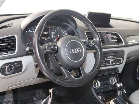 Used 2015 Audi Q3 2.0T Prestige w/ Prestige Package AWD/4WD image 6