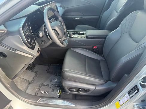 Certified 2025 Lexus RX 350h w/ Convenience Package image 14
