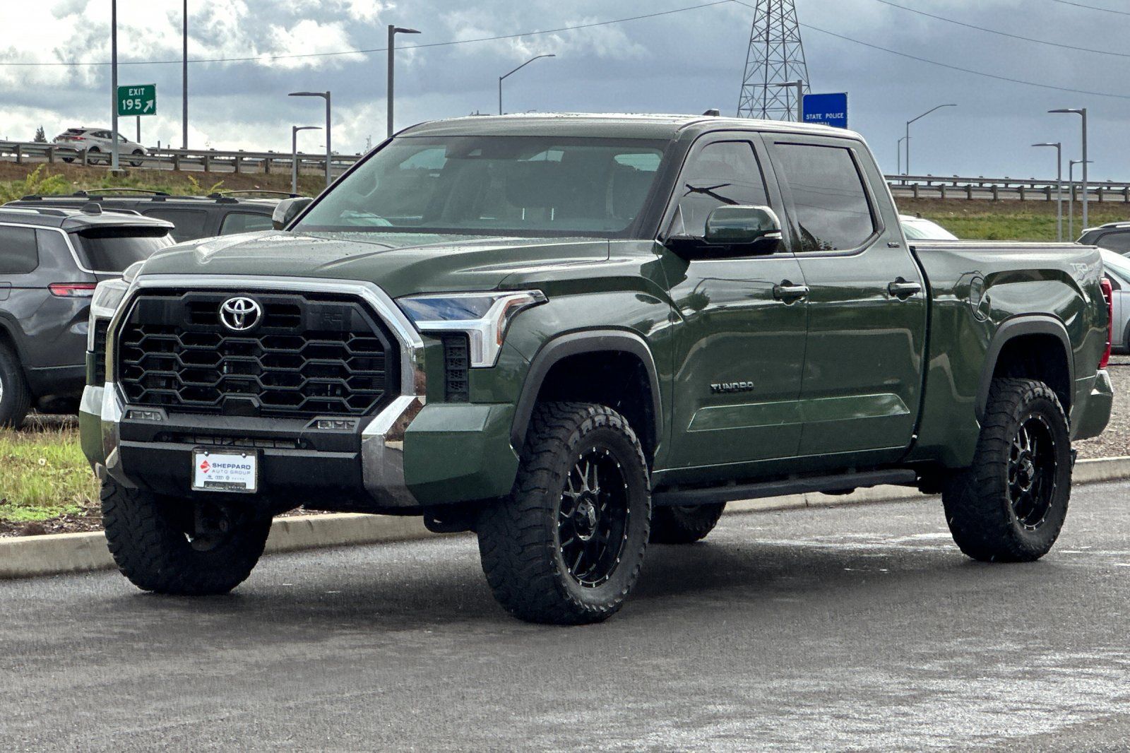 Used 2022 Toyota Tundra SR5 w/ TRD Off-Road Package AWD/4WD image 7