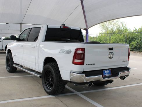Used 2024 RAM 1500 Laramie AWD/4WD image 3