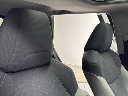 Certified 2025 Toyota RAV4 XLE w/ Convenience Package image 19