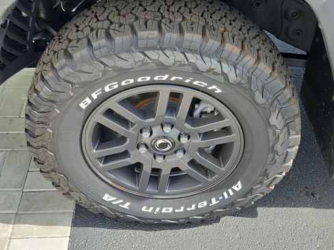 New 2025 INEOS Grenadier Station Wagon AWD/4WD image 8