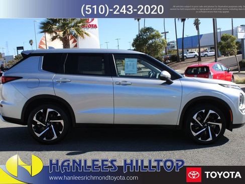 Used 2024 Mitsubishi Outlander SE image 6
