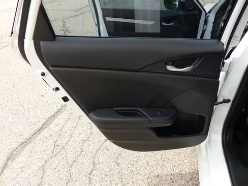 Used 2020 Honda Civic Sport image 32