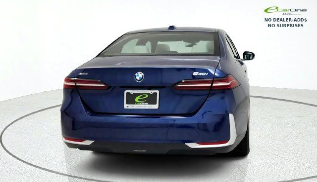 Used 2026 BMW 540i xDrive AWD/4WD image 8