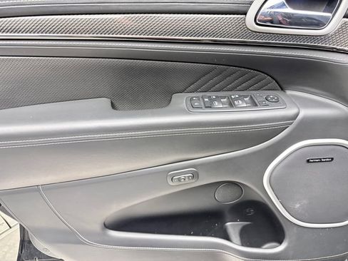 Used 2018 Jeep Grand Cherokee Trackhawk AWD/4WD image 15