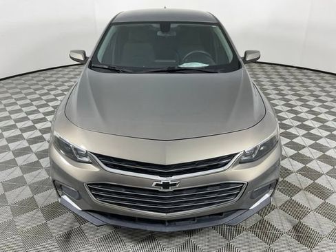 Used 2018 Chevrolet Malibu LT w/ LPO, Convenience Package 2 FWD image 13