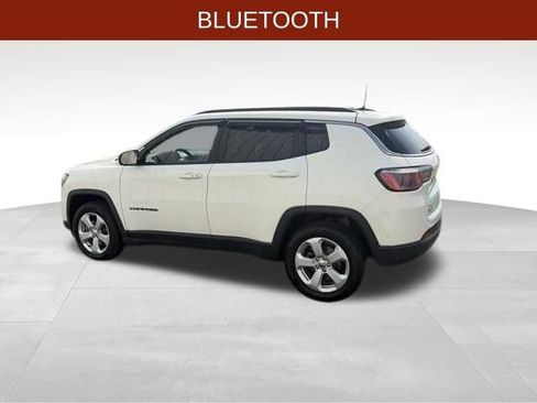 Used 2020 Jeep Compass Latitude w/ Cold Weather Group AWD/4WD image 4