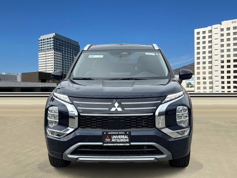 New 2025 Mitsubishi Outlander SEL image 2