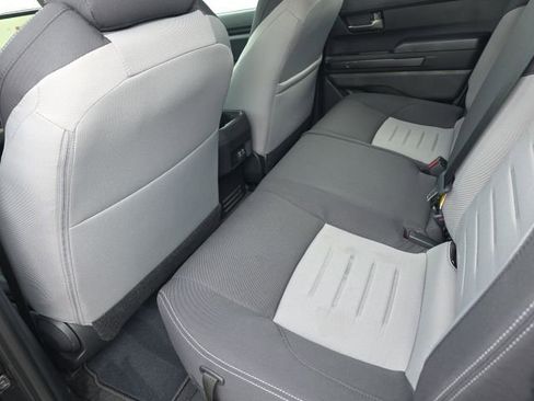 Used 2025 Toyota Tacoma TRD Sport image 12