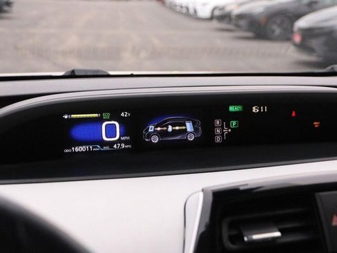 Used 2016 Toyota Prius Four Touring image 13
