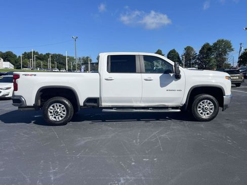 Used 2020 Chevrolet Silverado 2500 LT w/ Convenience Package AWD/4WD image 8