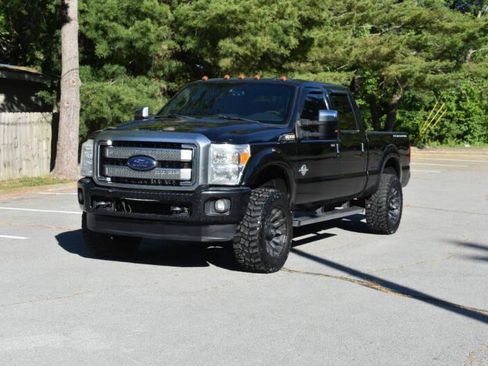 Used 2015 Ford F350 Platinum w/ Platinum Package AWD/4WD image 2