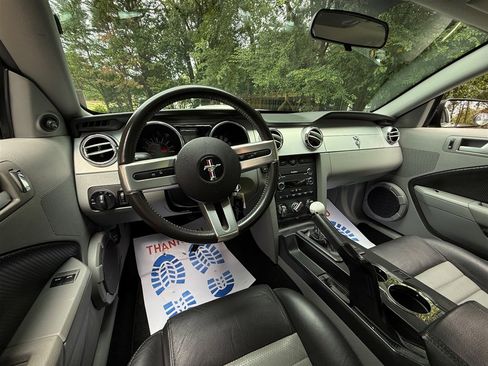 Used 2009 Ford Mustang GT image 56