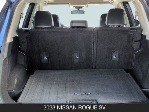 Used 2023 Nissan Rogue SV w/ SV Premium B Package image 20