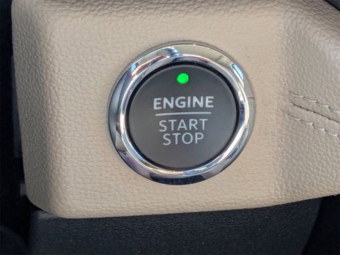 Used 2024 Ford Expedition Max Limited image 34