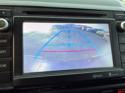 Used 2014 Toyota Tacoma 4x4 Double Cab w/ TRD Off-Road Package image 12