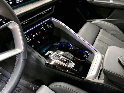 Certified 2025 Audi Q5 Prestige image 19