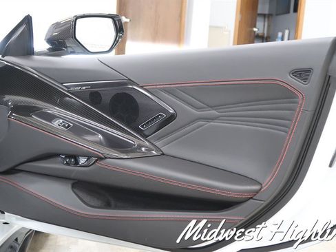 Used 2026 Chevrolet Corvette Z06 RWD image 38